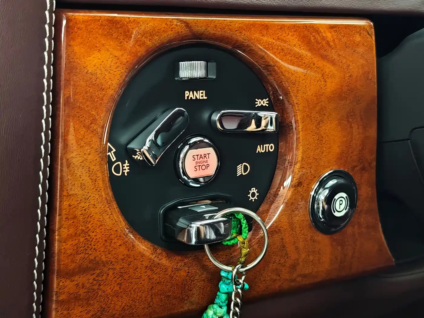Фото 21 - Rolls-Royce Phantom