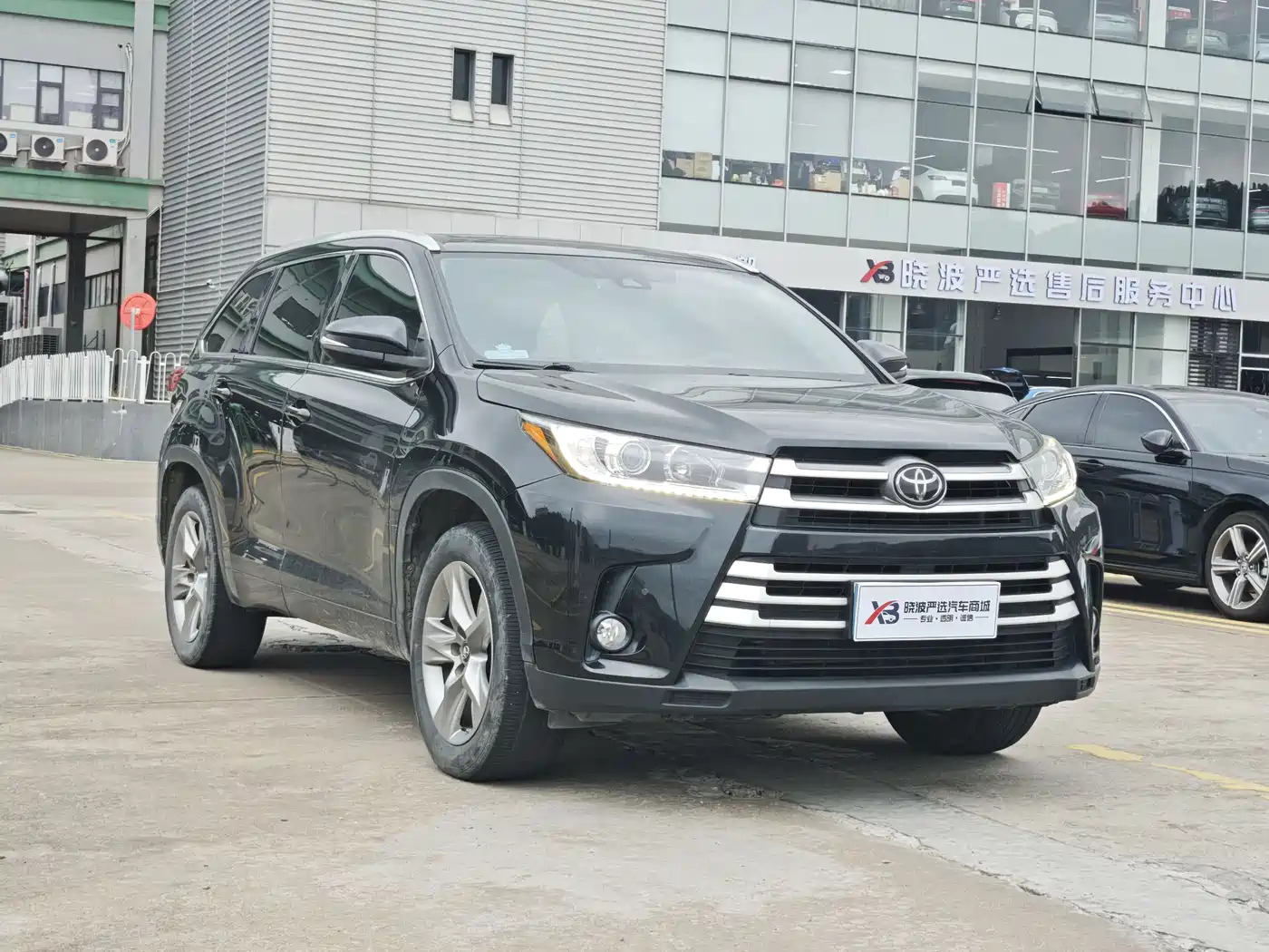 Toyota Highlander 2021 2.0T AWD Luxury 7-Seater фото 3