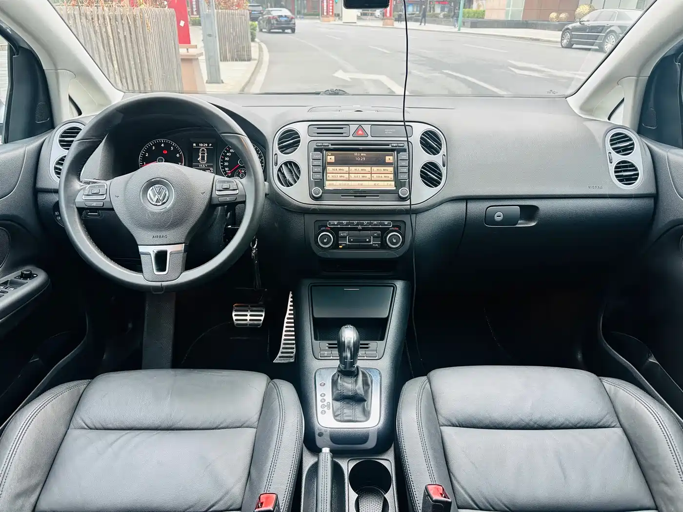 Volkswagen Golf (Import) 2011 1.4TSI Cross Golf фото 22