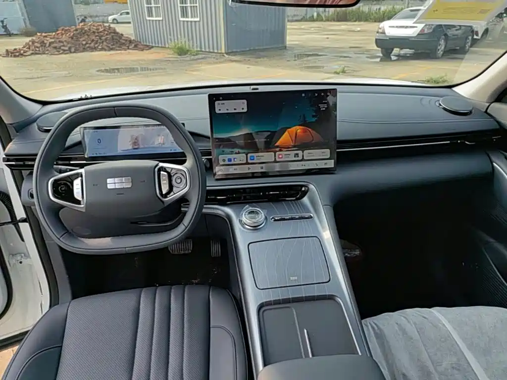 Geely Galaxy Galaxy E5 2026 2026 530km Voyager Edition