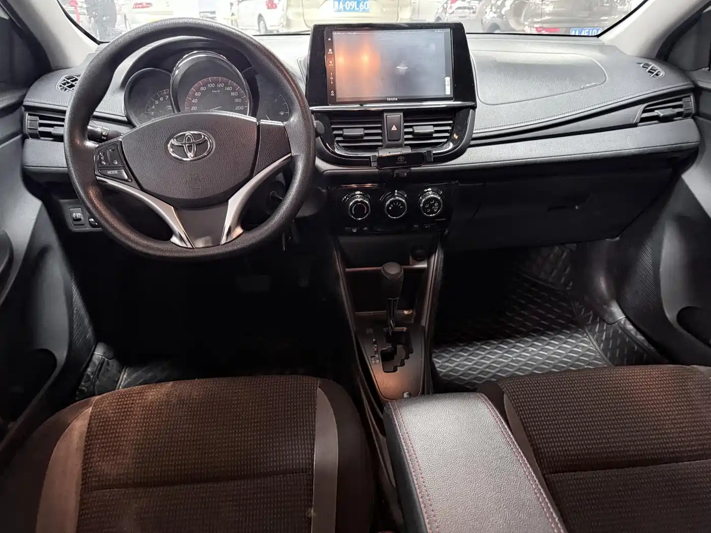 Toyota Vios FS 2021 1.5L CVT Fengchi Edition фото 11