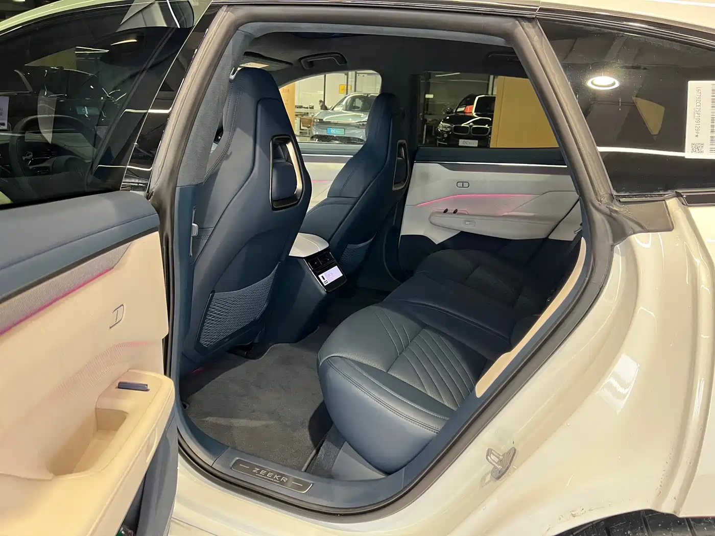 ZEEKR EXTREME KRYPTON 001