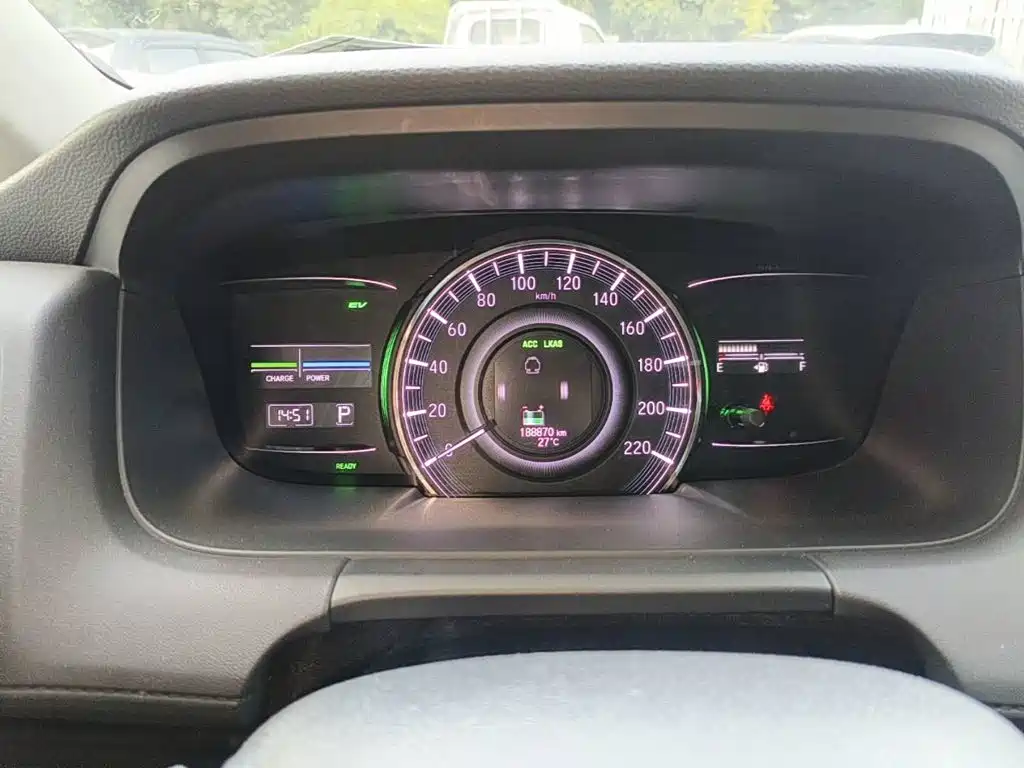 Фото 15 - Honda Odyssey