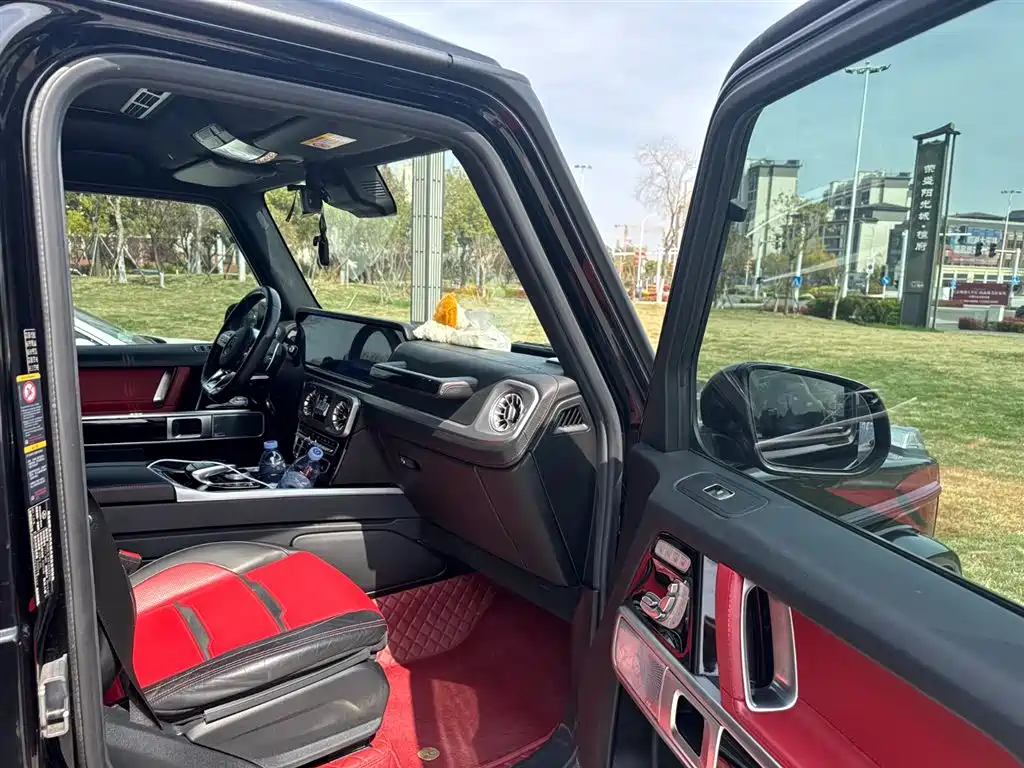 Mercedes-Benz G-Class AMG 2019 AMG G 63 фото 9