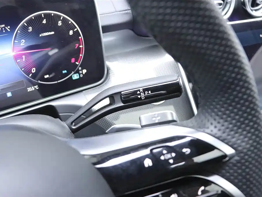 Mercedes-Benz C-Class 2023 Facelift C 260 L Sport Edition фото 9