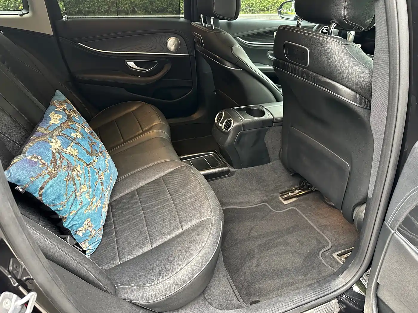 Mercedes-Benz E-Class 2018 Facelift E 300 L Sport Luxury фото 12