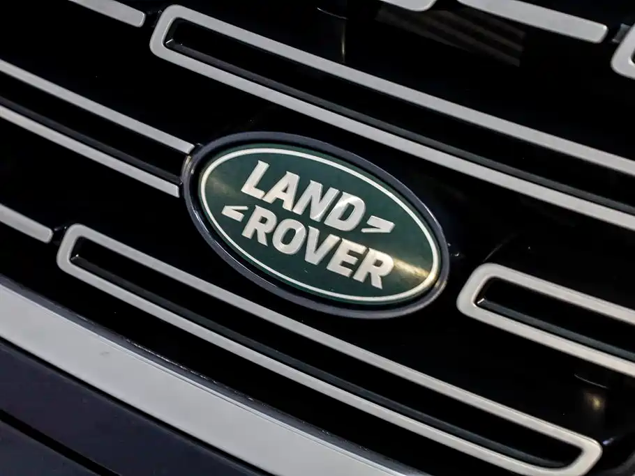 Land Rover Range Rover 2025 2025 3.0 L6 400PS Genesis Extended Wheelbase