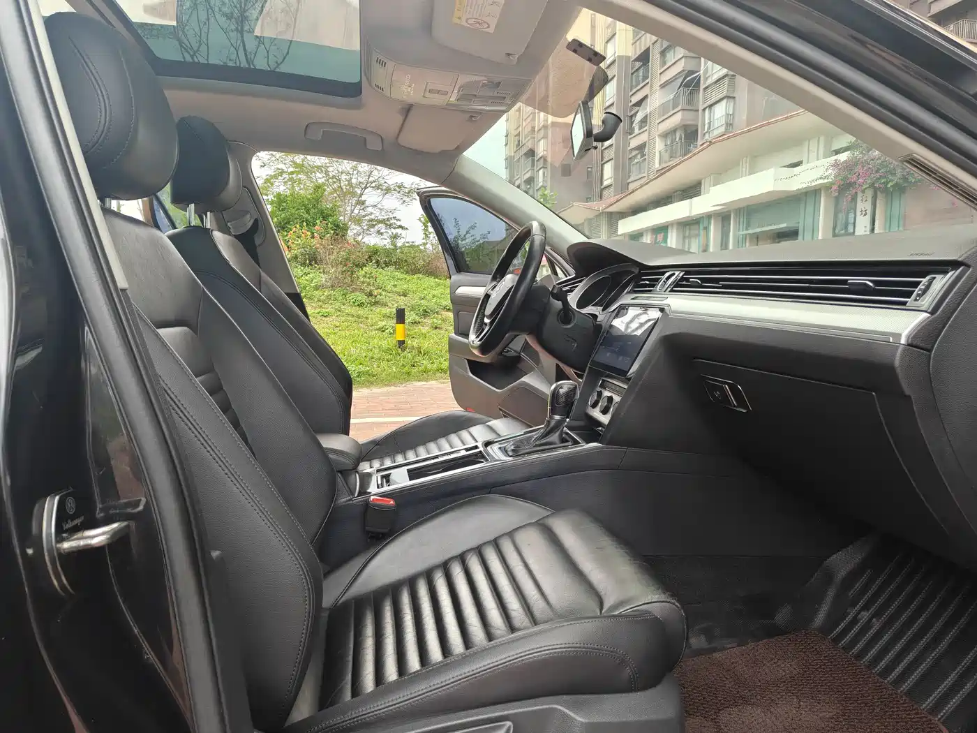 Volkswagen Magotan 2017 280TSI DSG Comfort фото 11