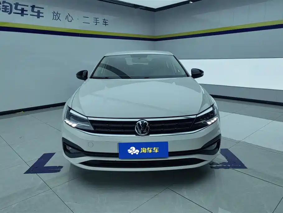 Volkswagen Lamando 2021 230TSI DSG Fashion Edition фото 2