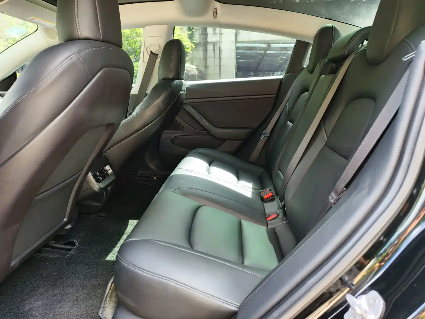 Tesla Model 3 (Import) 2019 2019 Long Range All-Wheel Drive Edition
