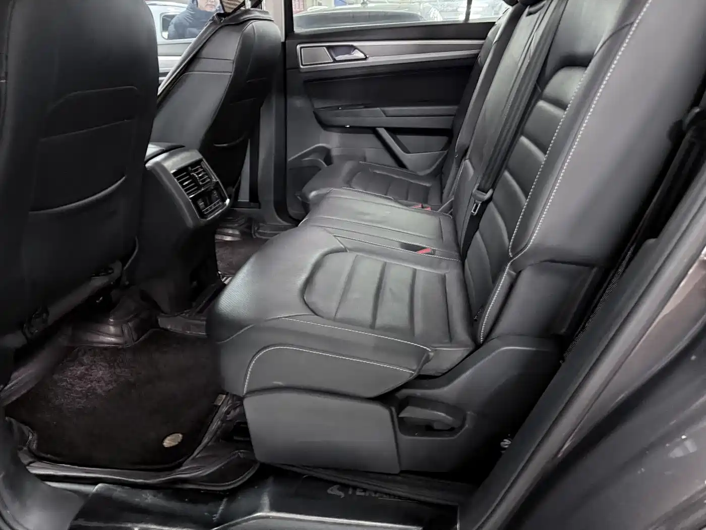 Volkswagen Teramont 2019 380TSI 4WD Luxury Edition China VI фото 13