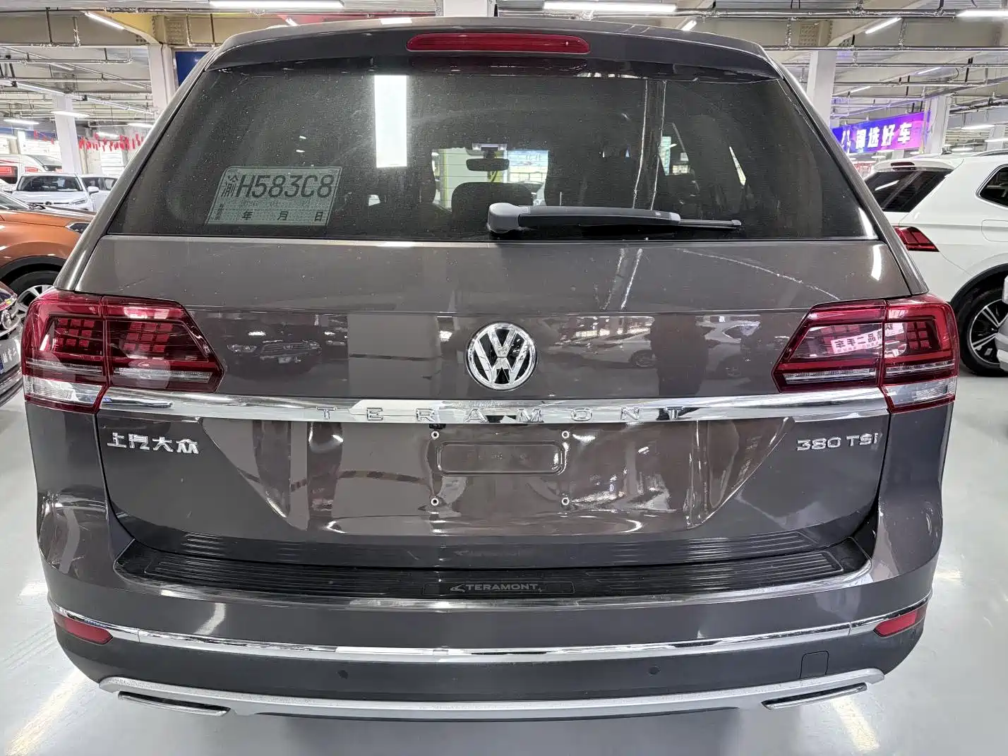 Фото 18 - Volkswagen Teramont
