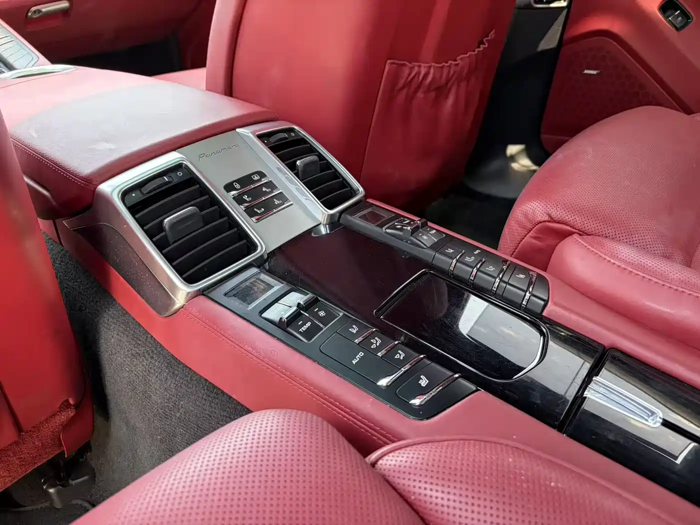 Porsche Panamera 2016 Panamera Edition 3.0T фото 12