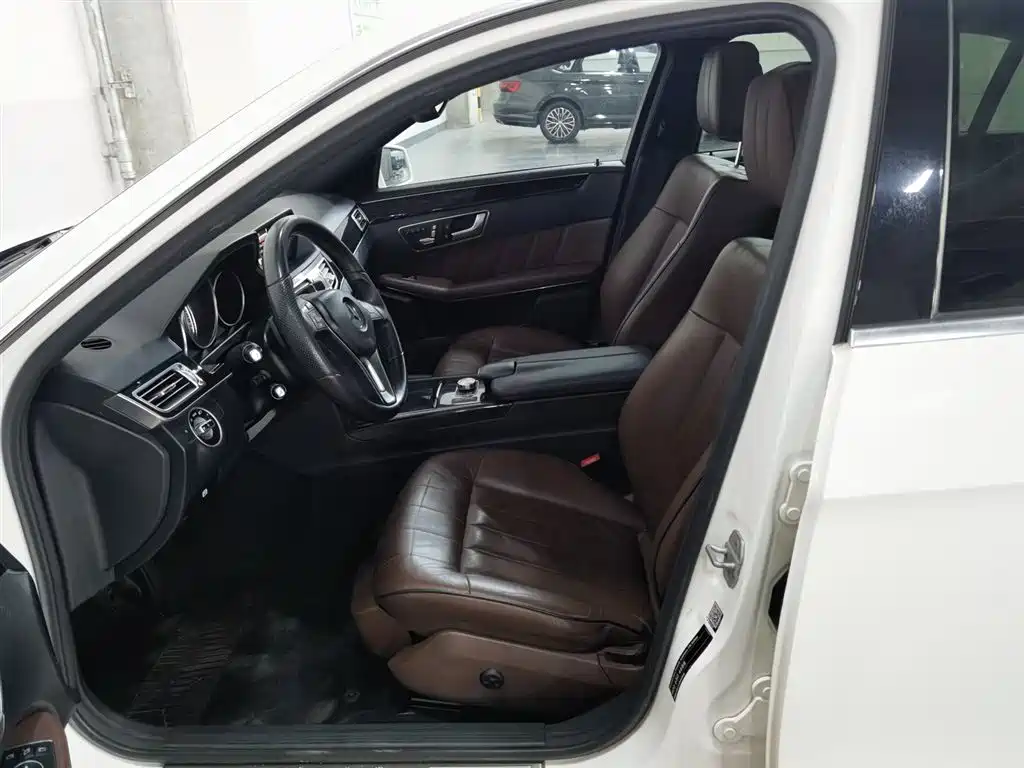 Mercedes-Benz E-Class 2015 E 260 L Sport Luxury фото 10