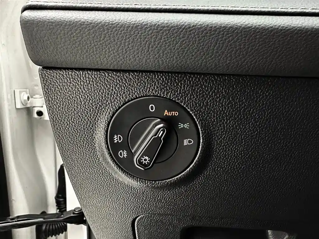 Volkswagen Tharu 2022 280TSI 2WD Comfort фото 18