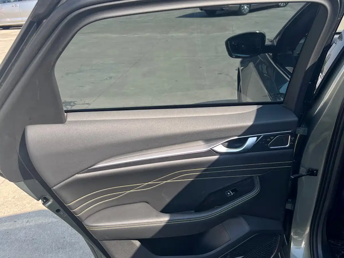 GEELY AUTOMOBILE XINGRUI