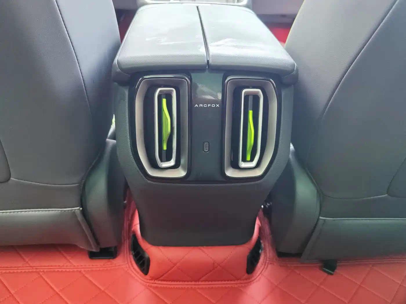 ARCFOX Alpha S5 2025 2025 Model 560MAX 185kW