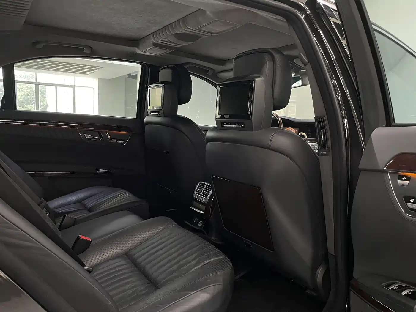 Mercedes-Benz S-Class 2008 Model S 600 L фото 14