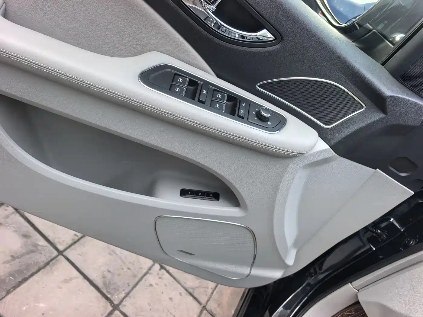 Hongqi H7 2016
