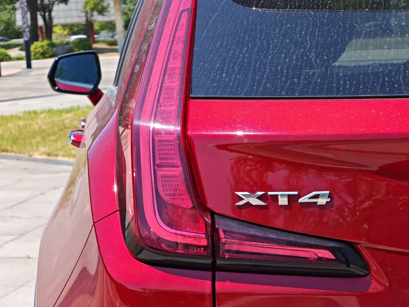 Cadillac XT4 2025 2024 28T 2WD Luxury