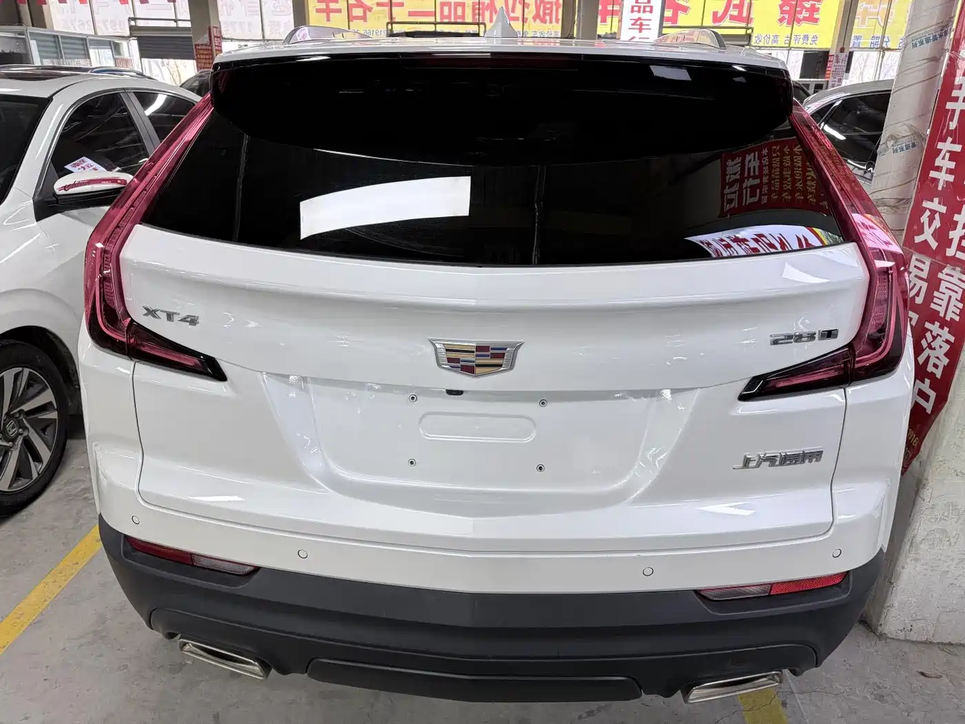 Cadillac XT4 2021 28T FWD Technology Edition фото 18