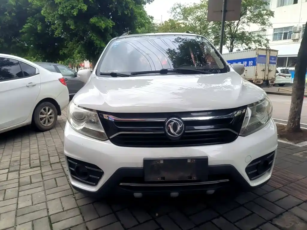 Dongfeng Fengxing Joyear X3 2016 2016 1.5L Luxury
