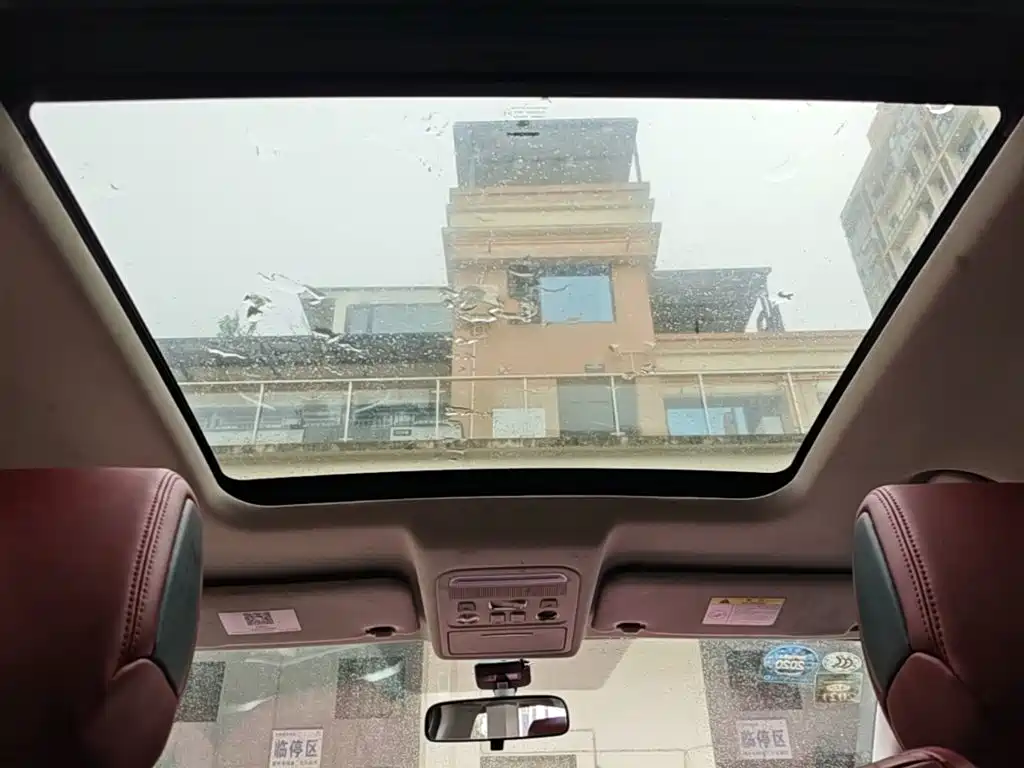 Dongfeng Fengxing Fengxing T5 2019 2018 300T DCT Intelligent Enjoyment Edition
