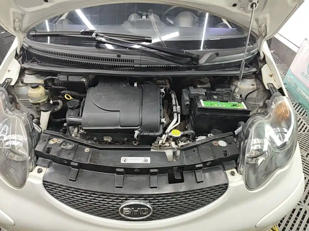 BYD F0 2014 2013 1.0L AMT Cool Edition