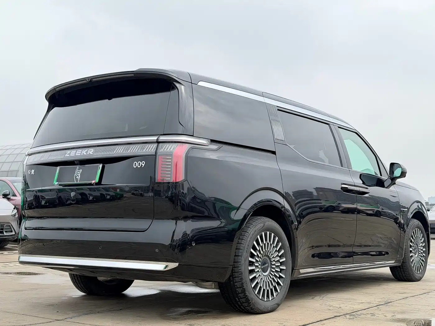 ZEEKR EXTREME KRYPTON 009