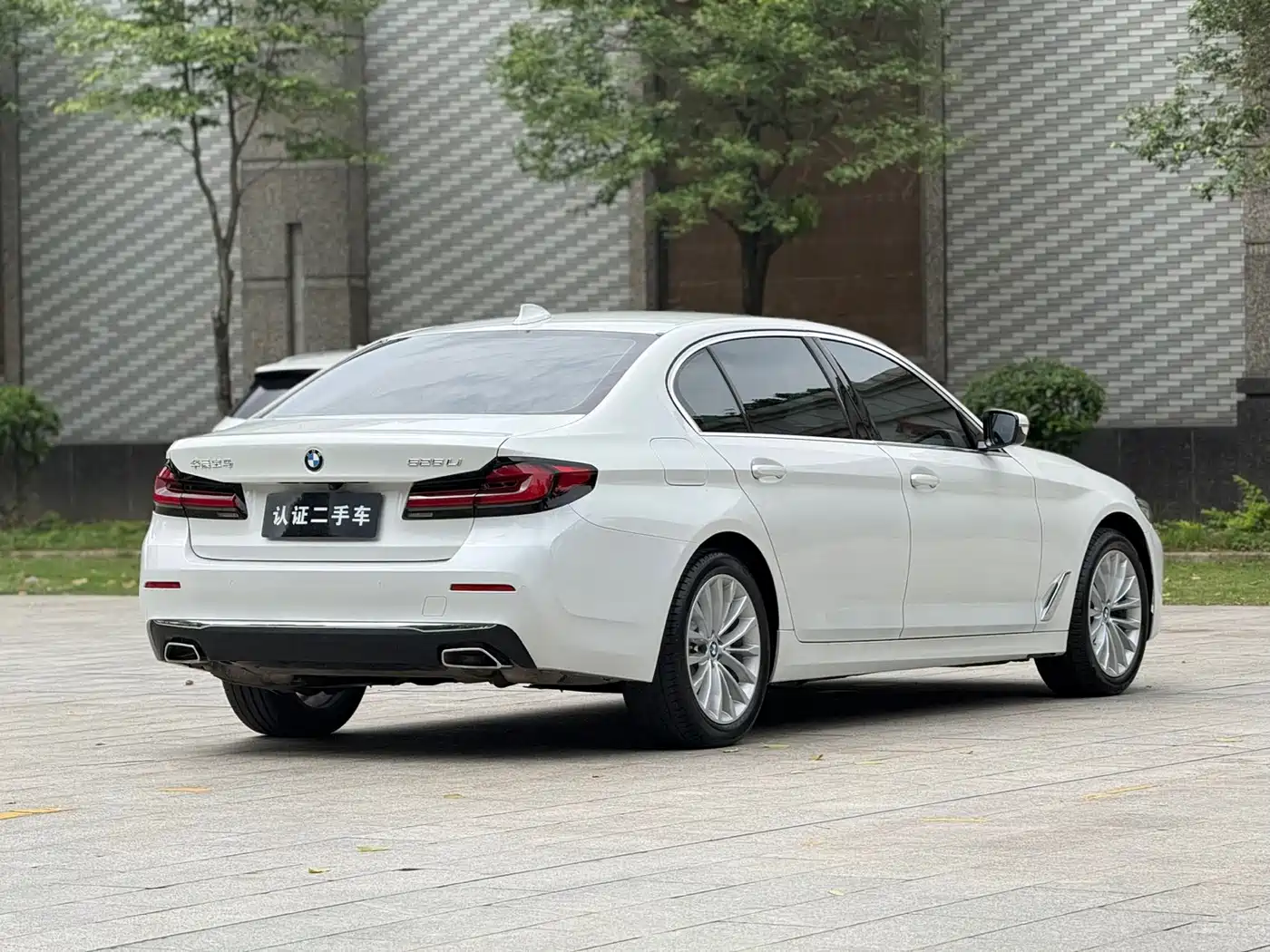 BMW 5 Series 2021 525Li Luxury Package фото 21