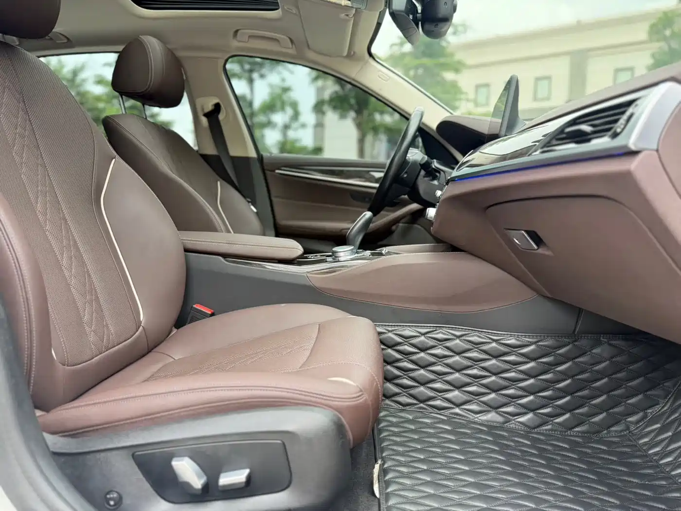 BMW 5 Series 2021 525Li Luxury Package фото 14