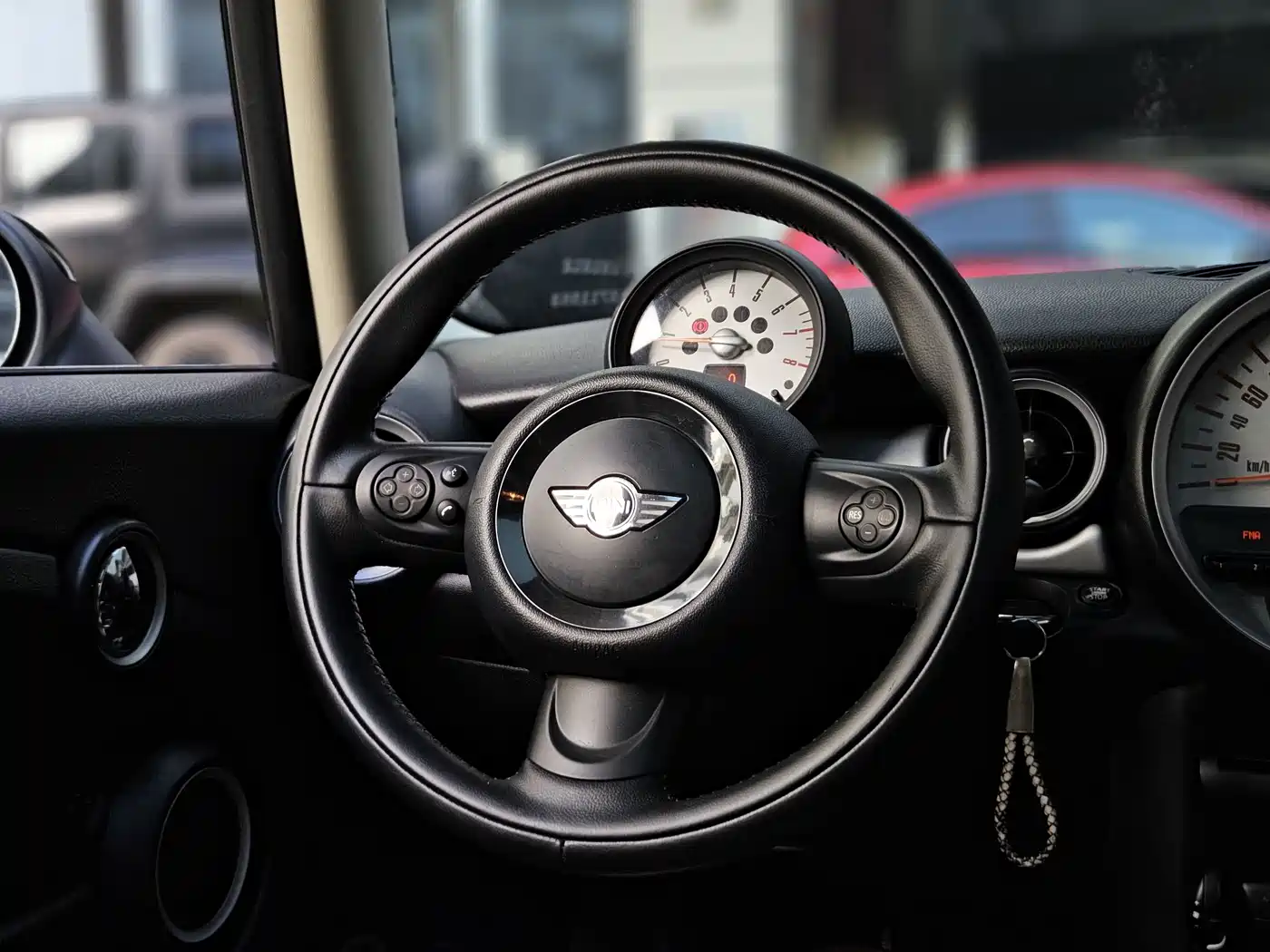 Фото 23 - MINI CLUBMAN