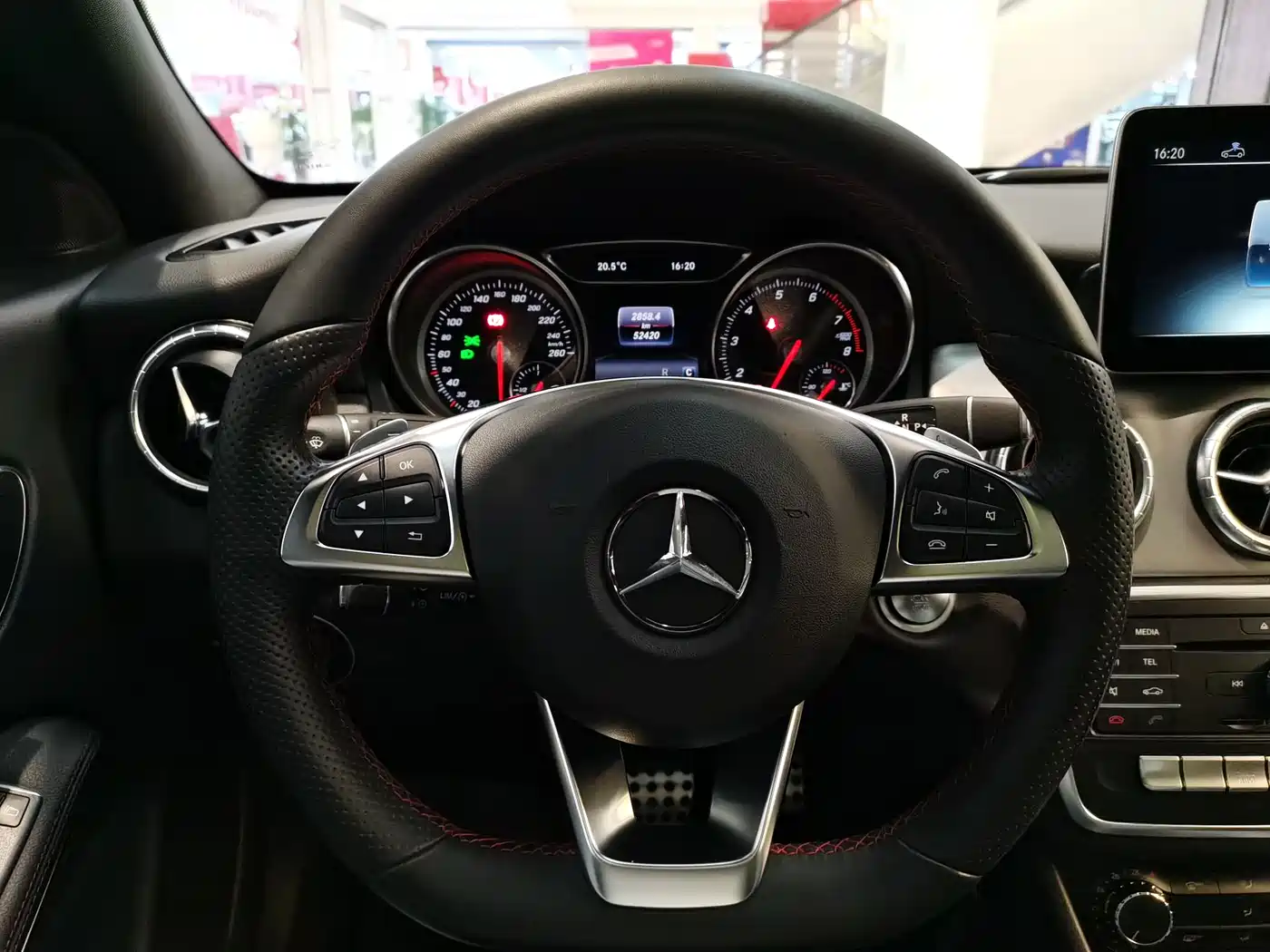 Mercedes-Benz CLA (Import) 2017 CLA 220 4MATIC фото 6