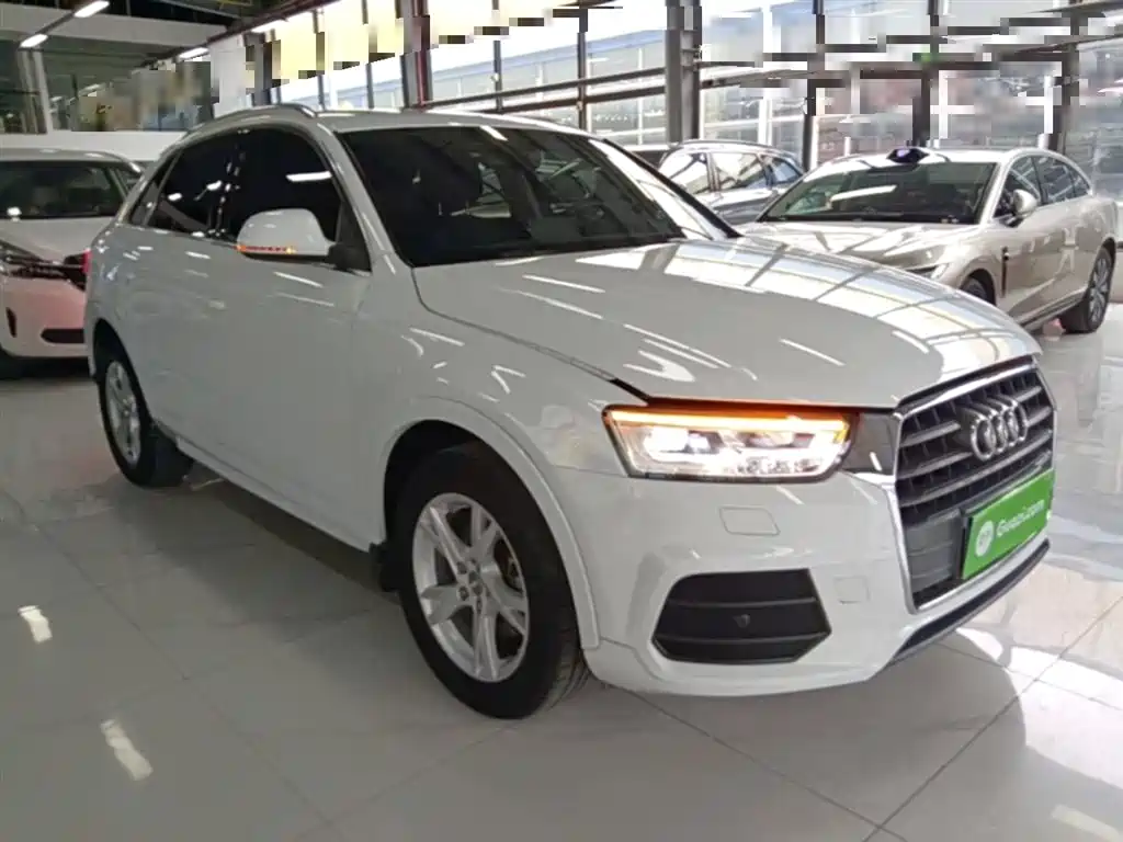 Audi Q3 2018 30th Anniversary Edition 30 TFSI Fashion фото 4