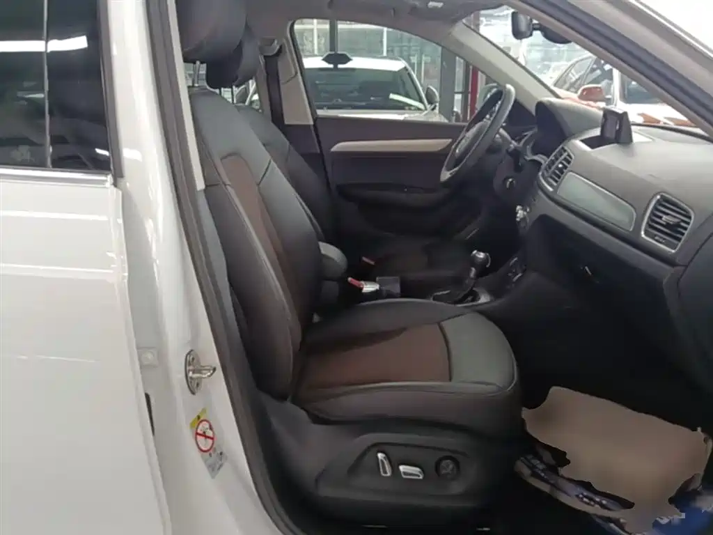 Audi Q3 2018 30th Anniversary Edition 30 TFSI Fashion фото 25