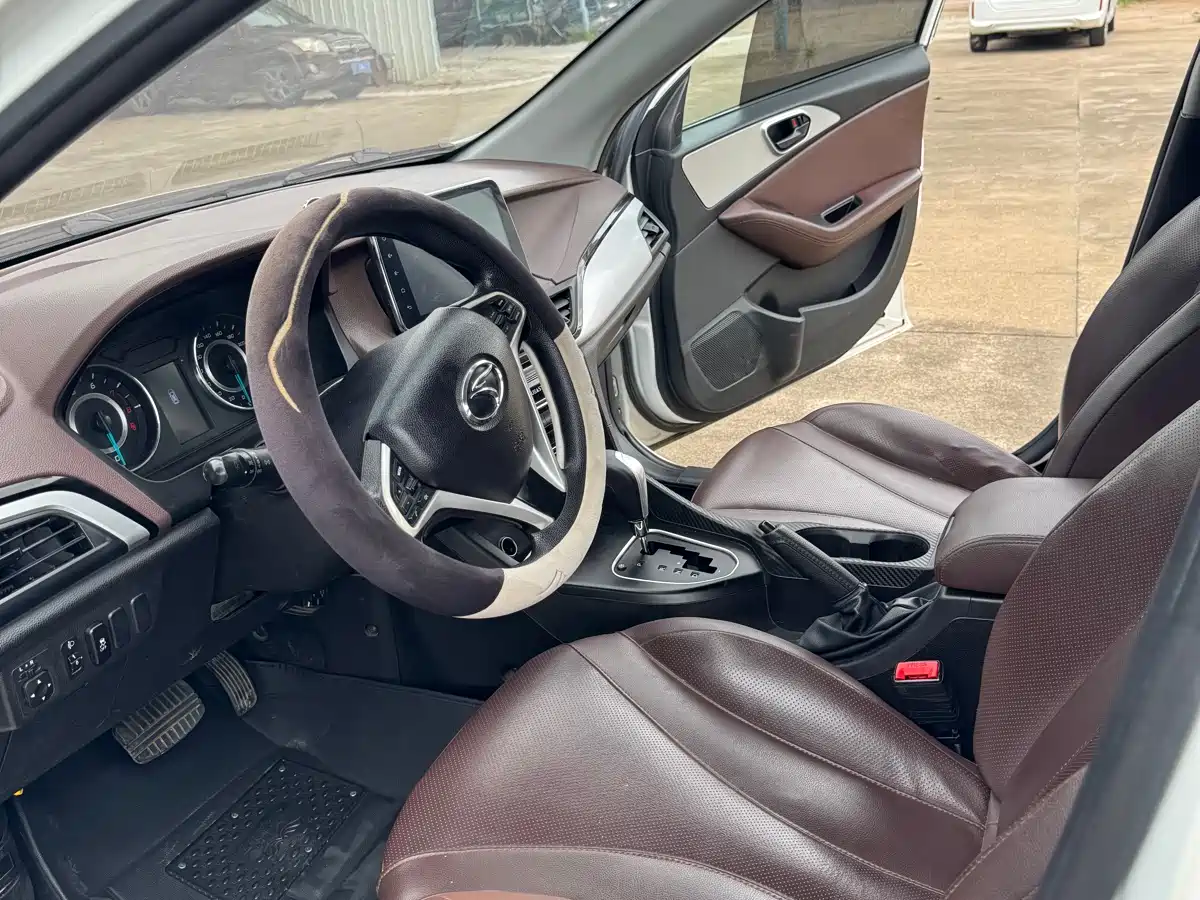 Soueast A5 Wing Dance 2020 2019 1.5L CVT Luxury Edition China V