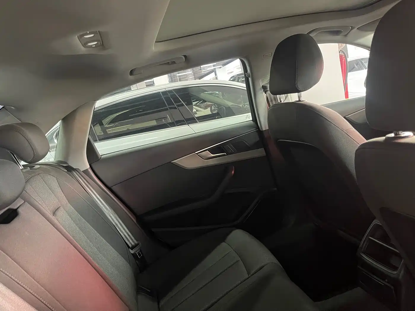 Audi A4L 2018 30th Anniversary 40 TFSI Progressive фото 3