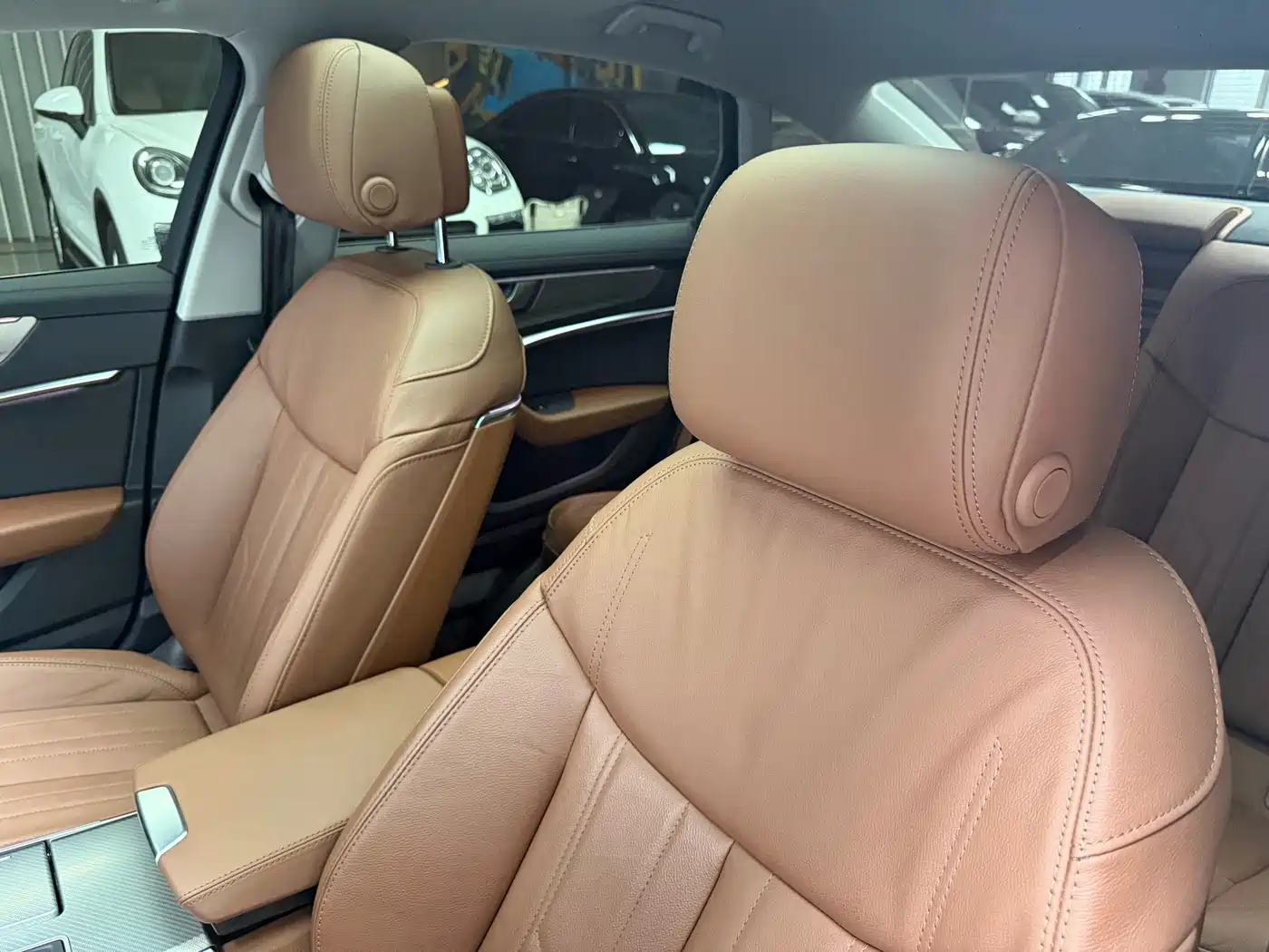 Audi A6L 2022 40 TFSI Luxury Elegance фото 20