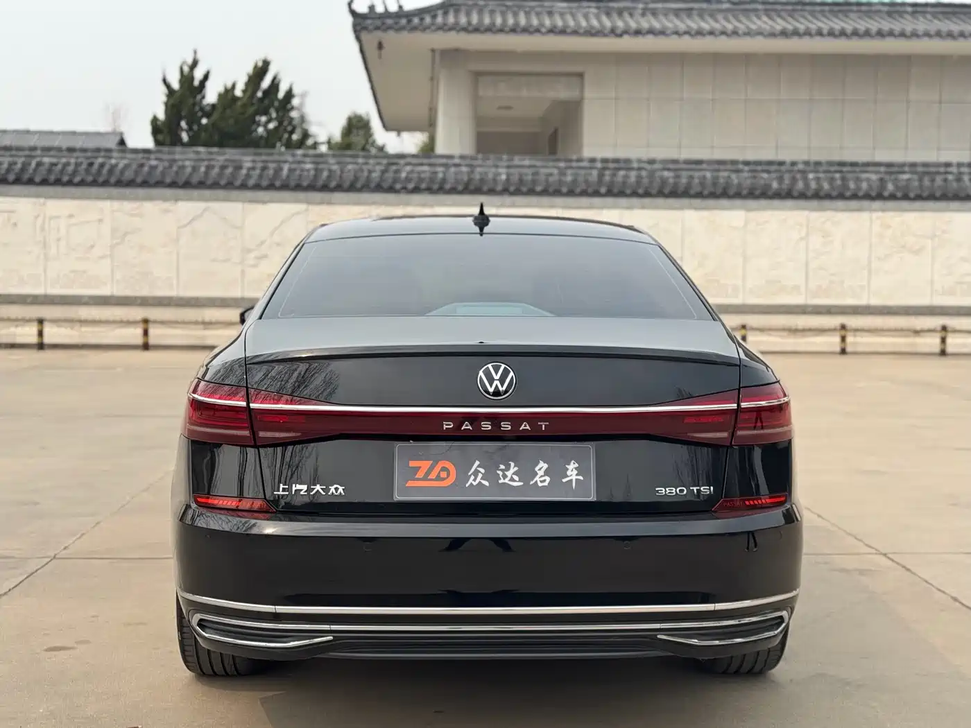 Volkswagen Passat 2024 330TSI Starlight Elite Edition фото 11
