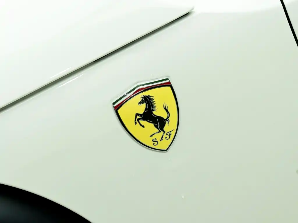 Ferrari Purosangue 2025 2023 6.5L V12