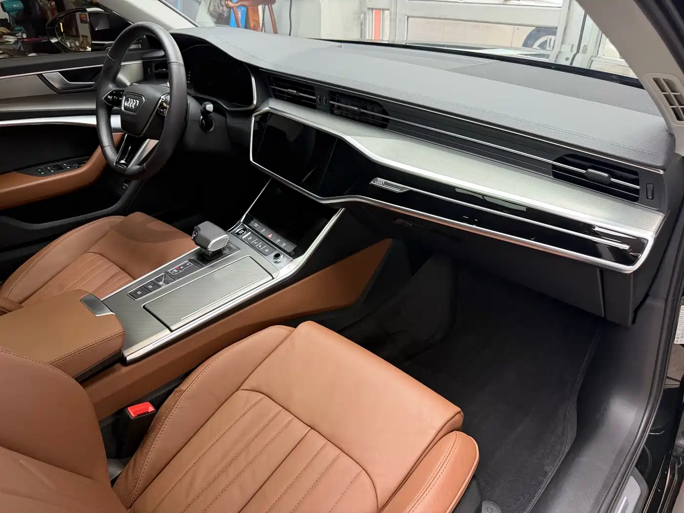 Audi A6L 2022 40 TFSI Luxury Elegance фото 44