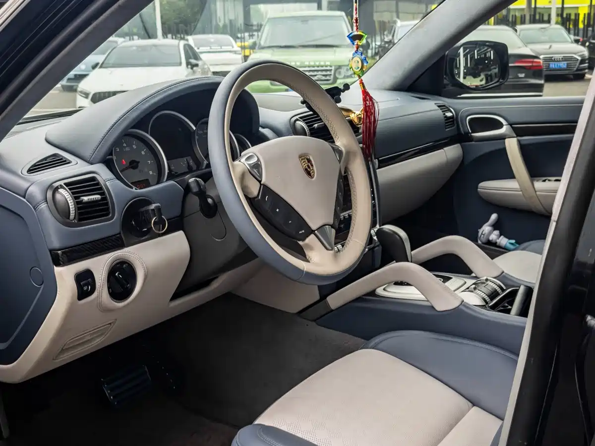 Porsche Cayenne 2008 Model Cayenne GTS 4.8L фото 4