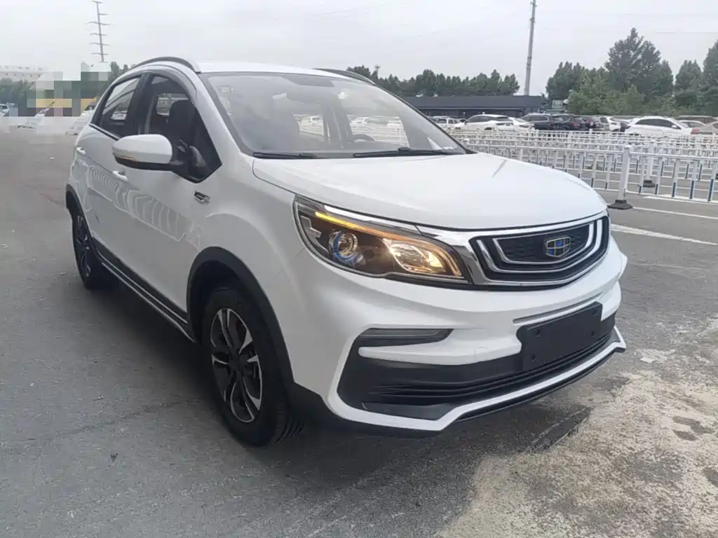 Photo 4 - Geely Vision X3