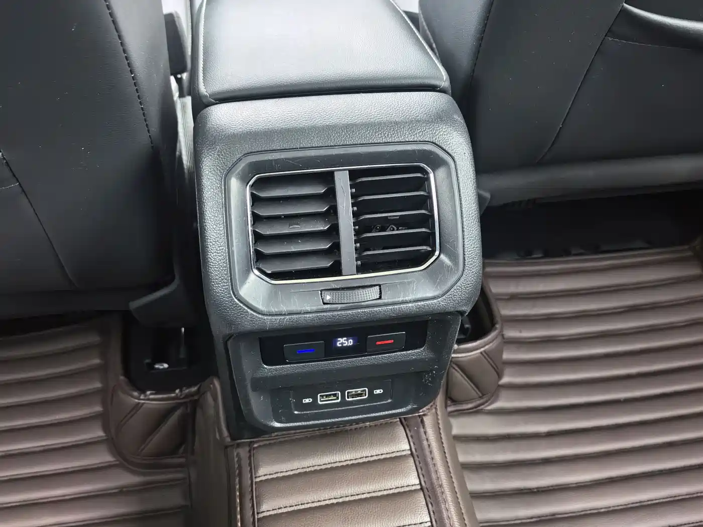 Volkswagen Tiguan L 2022 330TSI Automatic 2WD Smart Edition фото 16