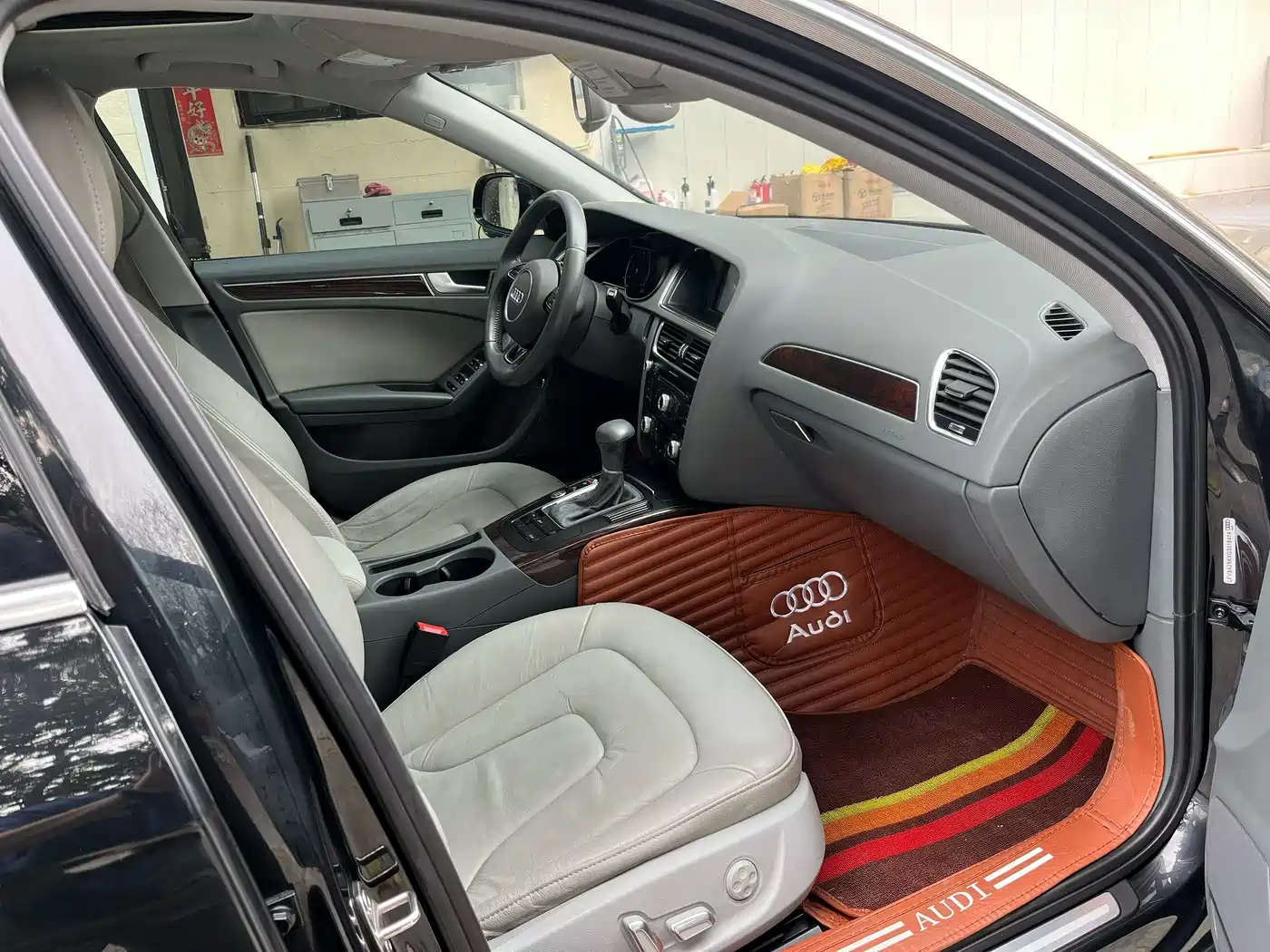 Audi A4L 2016 35 TFSI Collector's Edition S line Comfort фото 7