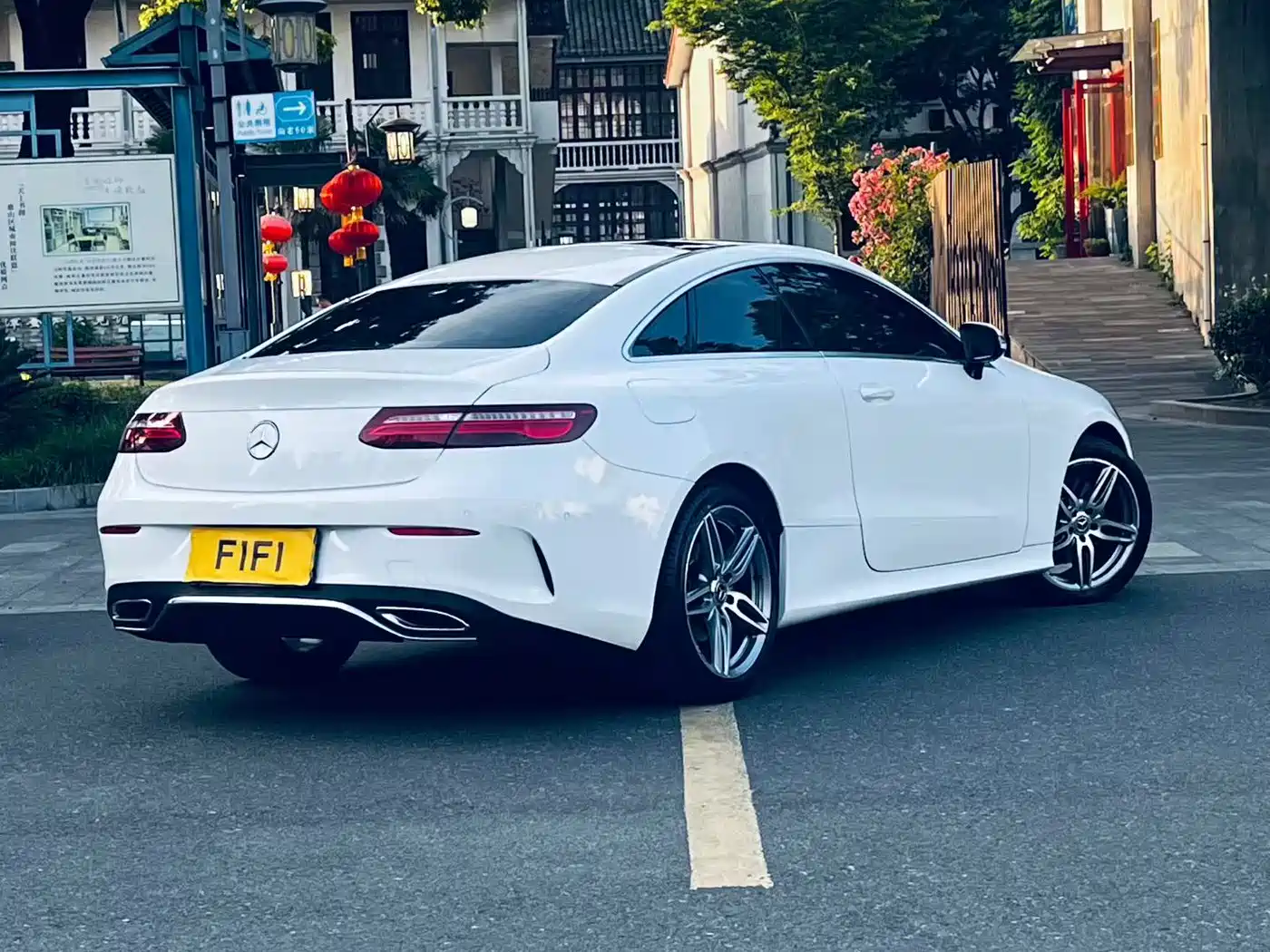 Mercedes-Benz E-Class (Import) 2017 E 200 Coupe фото 6