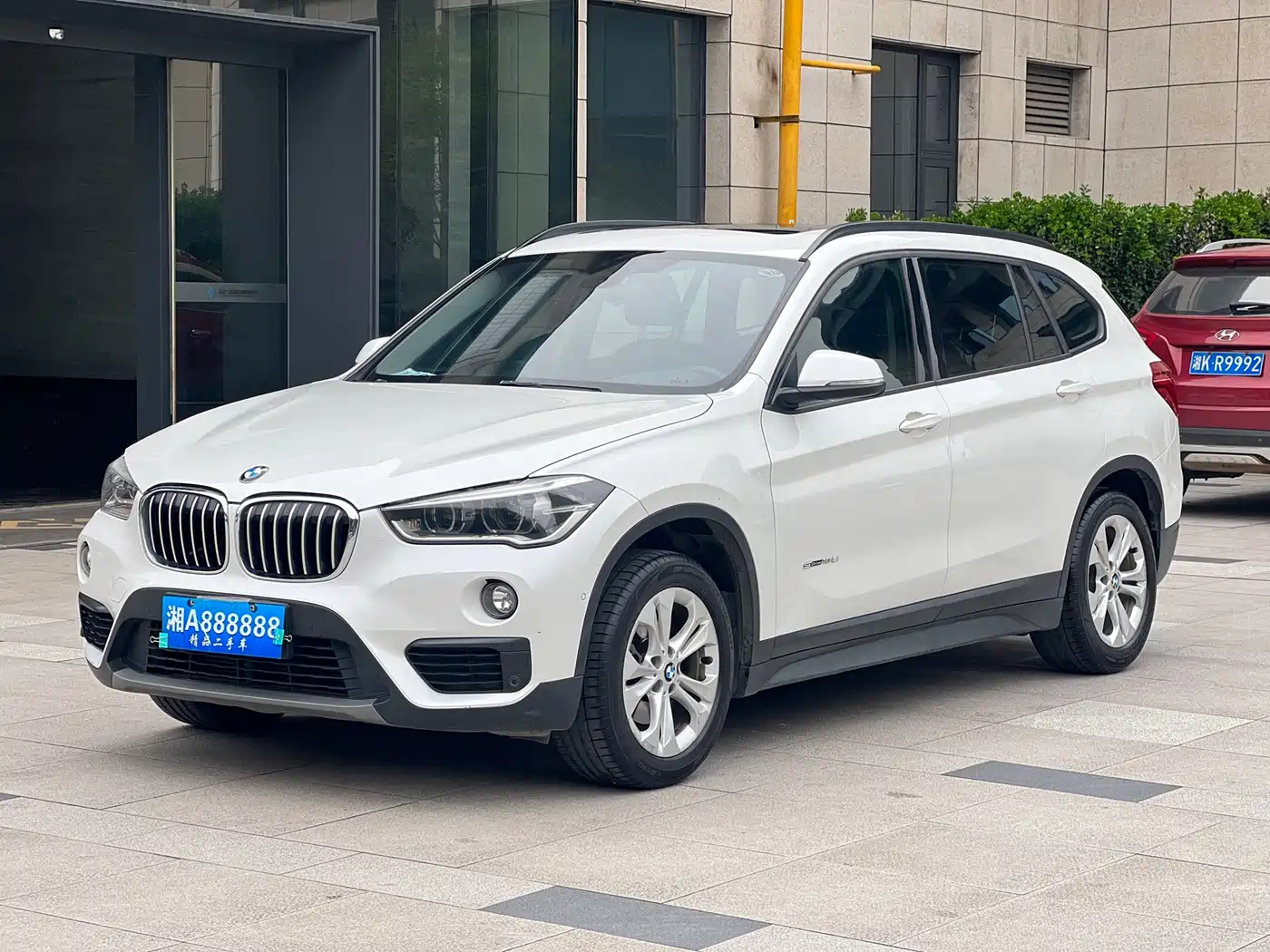 BMW X1 2016 sDrive18Li Premium Model
