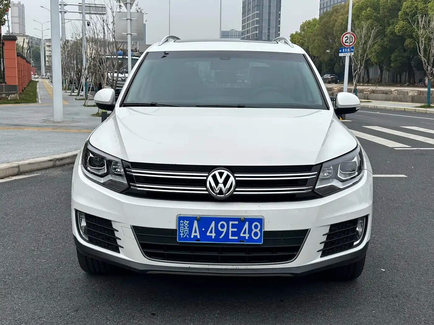 Volkswagen Tiguan 2016 Model 300TSI Automatic 4WD Luxury Edition фото 2