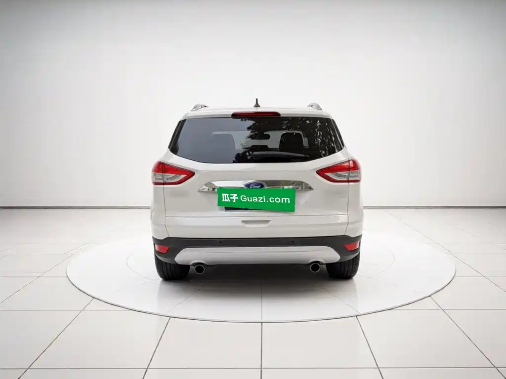 Фото 3 - Ford Kuga