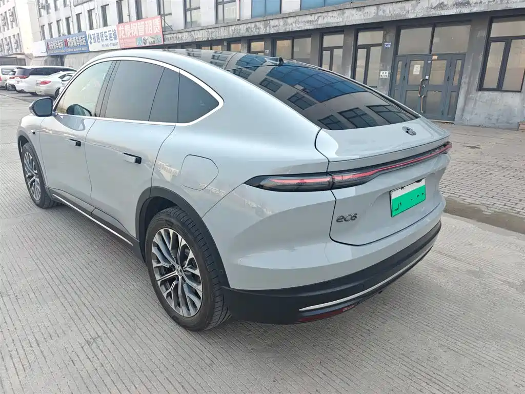 NIO NIO EC6